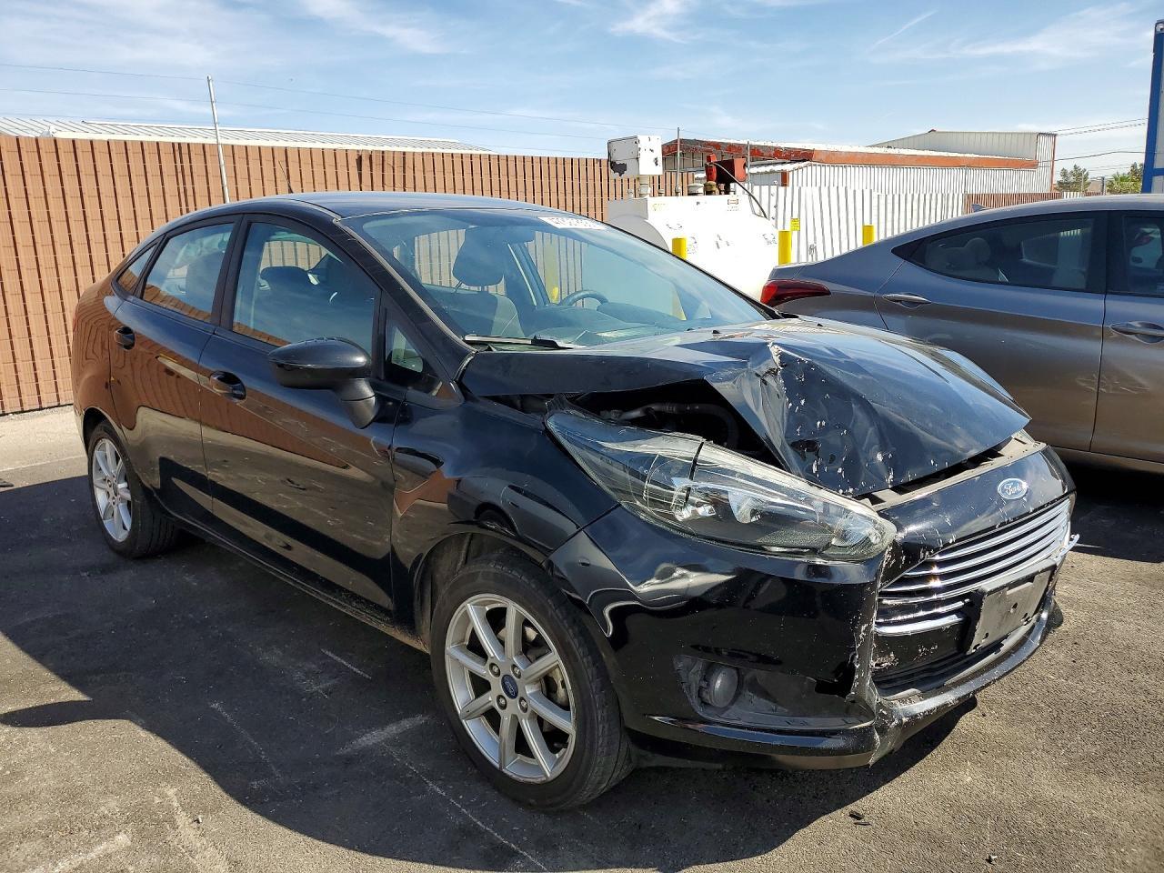 2019 Ford Fiesta Se - Фото 4
