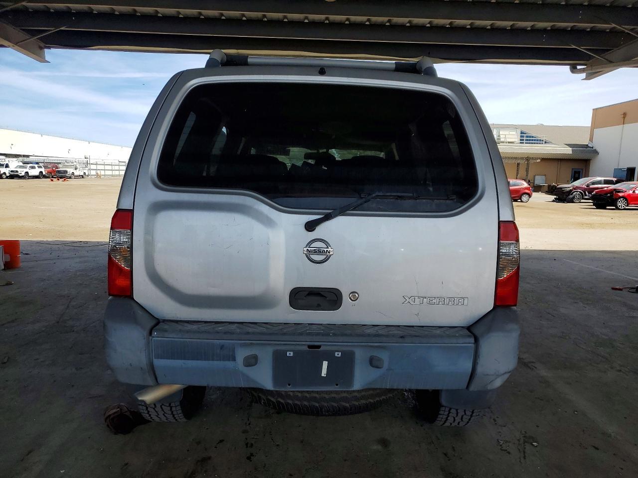 2004 Nissan Xterra Xe - Фото 6