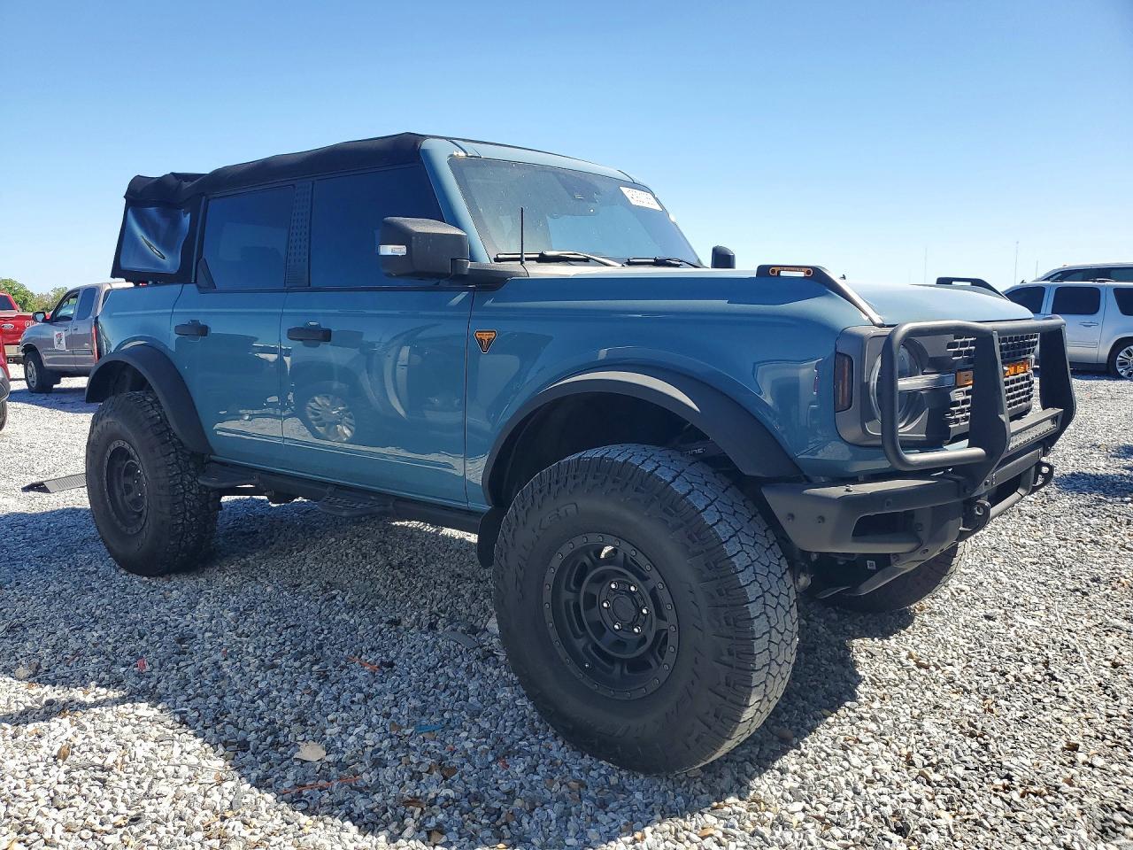 2023 Ford Bronco Base - Image 4