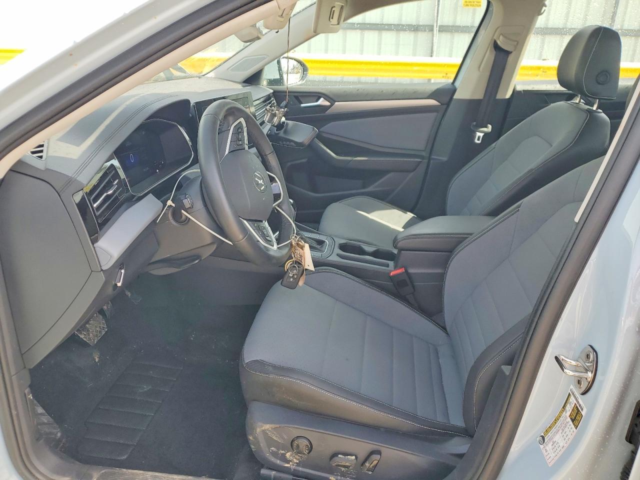 2025 Volkswagen Jetta Se - Фото 7