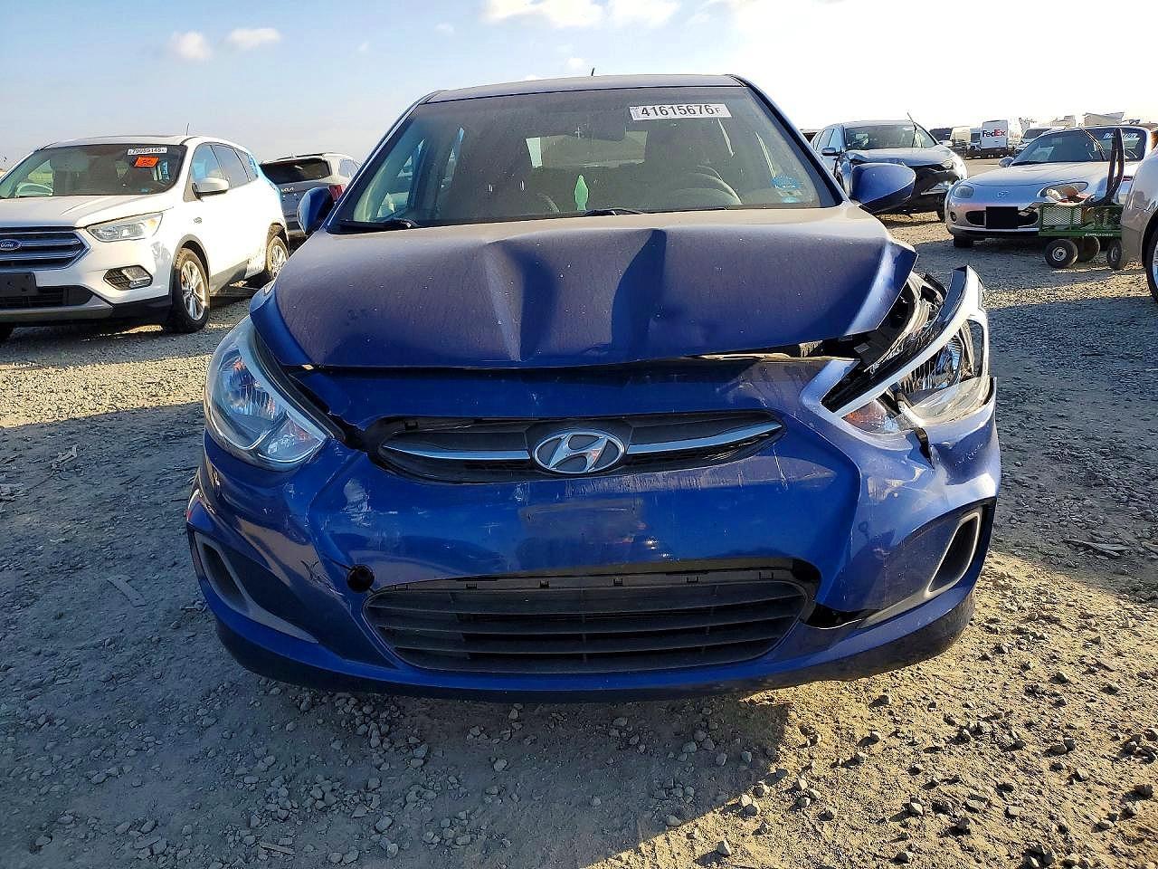 2016 Hyundai Accent Se - Фото 5