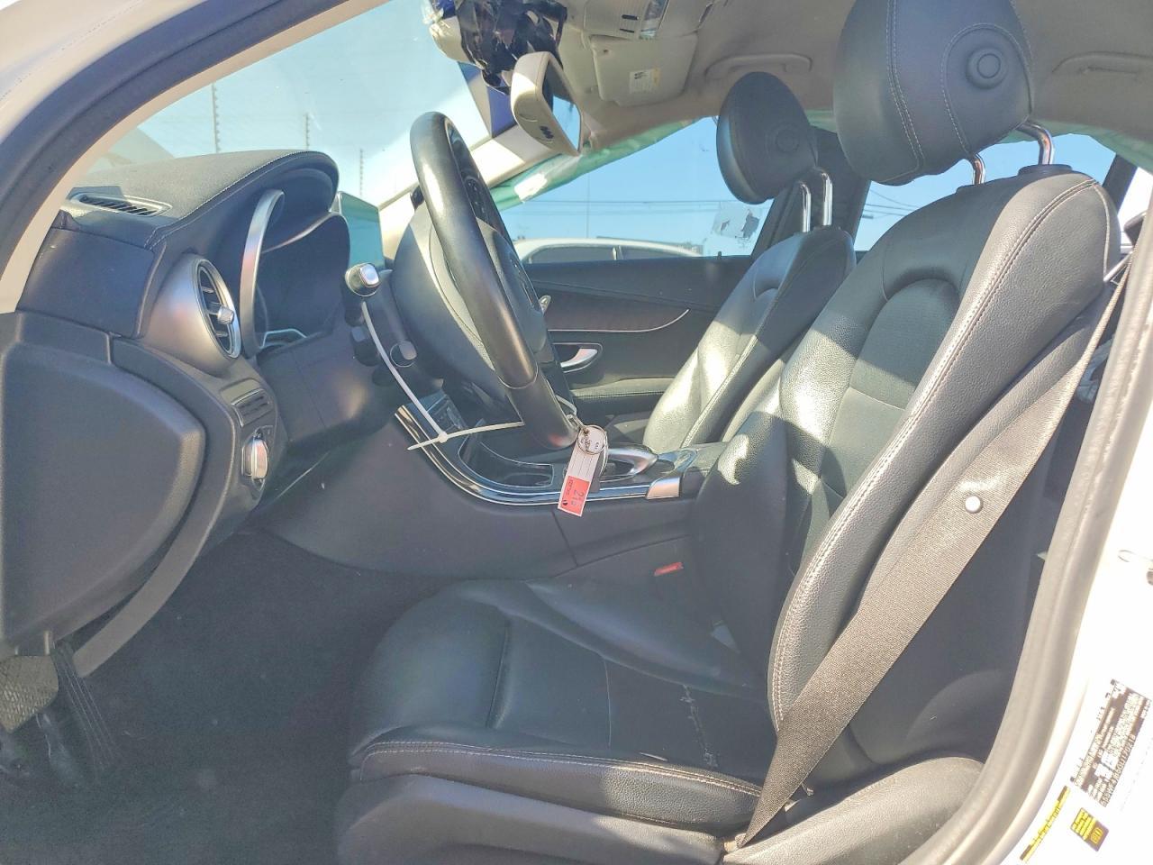 2016 Mercedes-Benz C 300 - Image 7