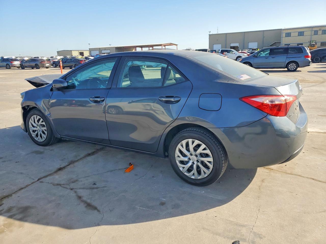 2019 Toyota Corolla Le - Фото 2