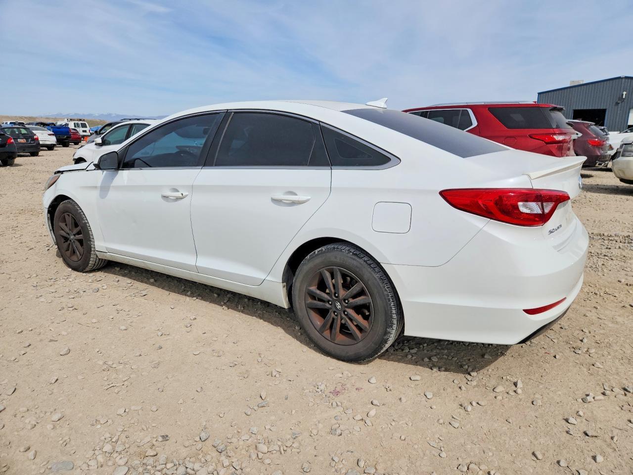 2017 Hyundai Sonata Base - Фото 2