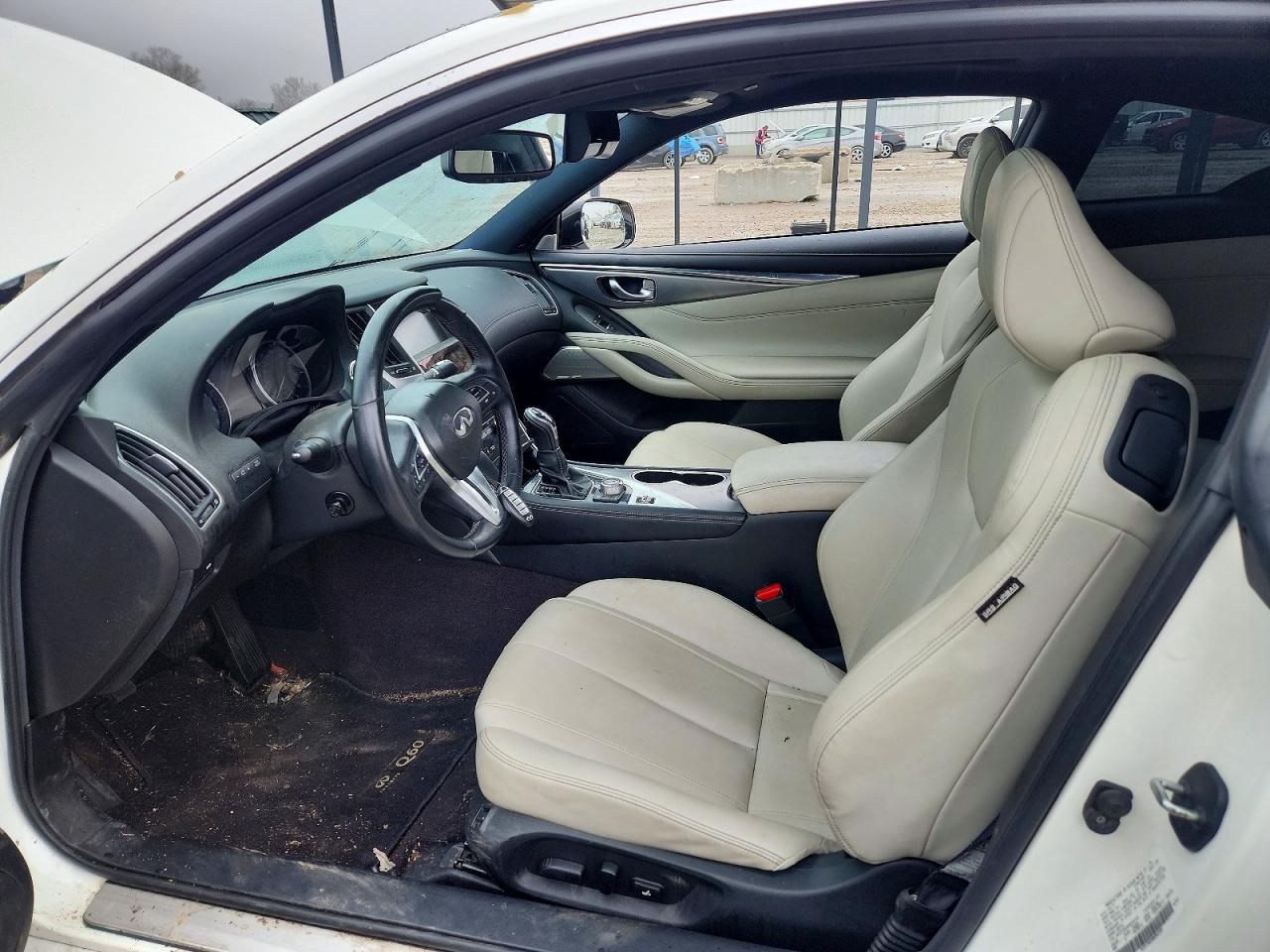 2017 Infiniti Q60 3.0T Premium - Image 7