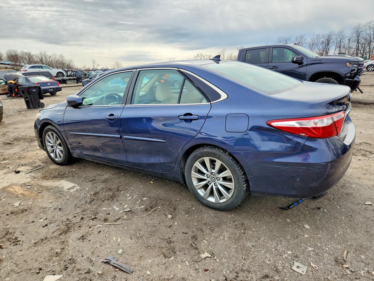 2016 Toyota Camry Hybrid Xle - Фото 2