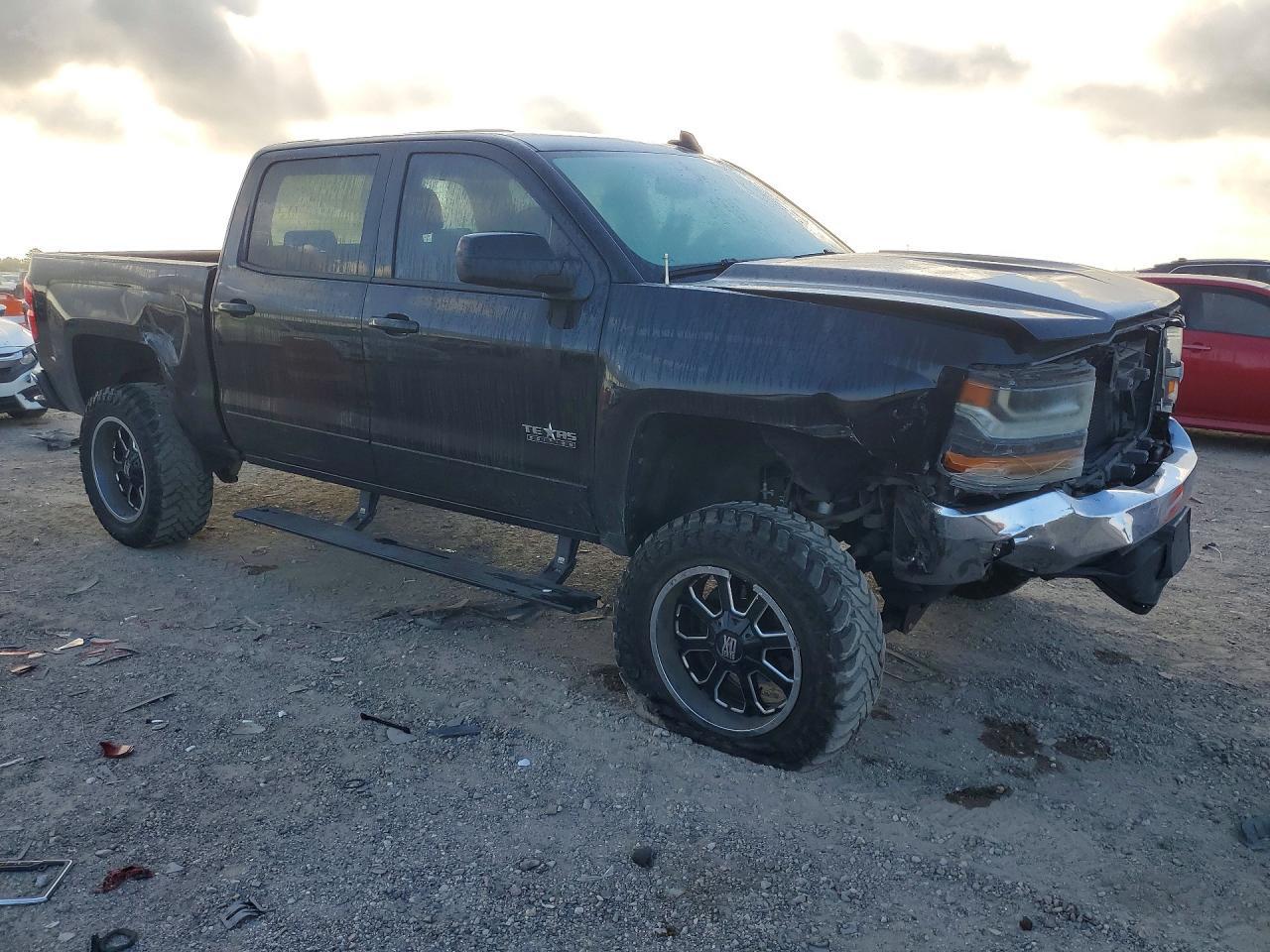 2016 Chevrolet Silverado C1500 Lt - Image 4