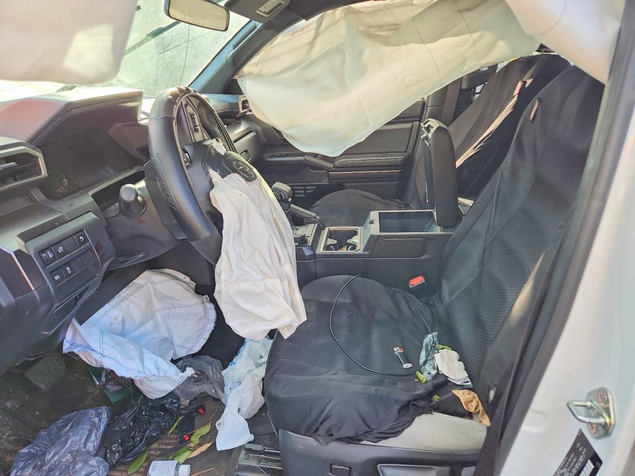 2025 Toyota 4Runner Sr5 - Image 7