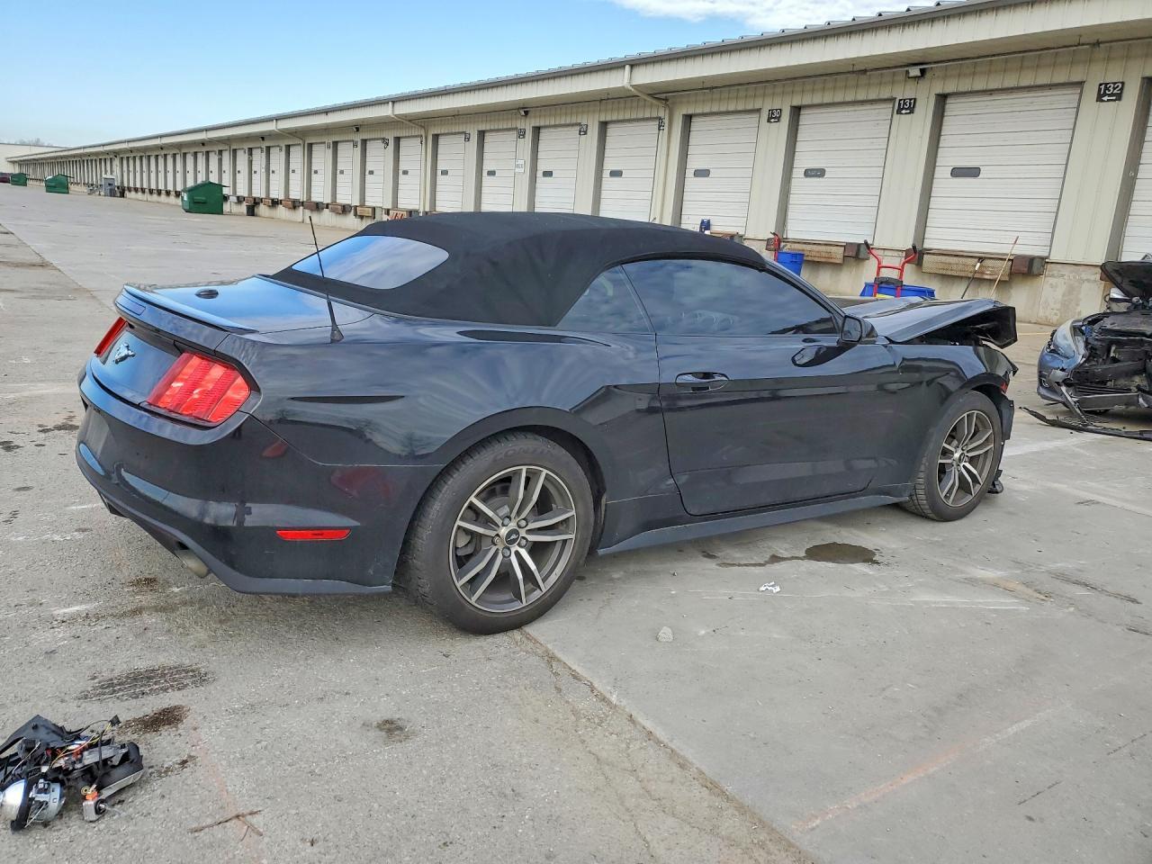 2017 Ford Mustang - Фото 3
