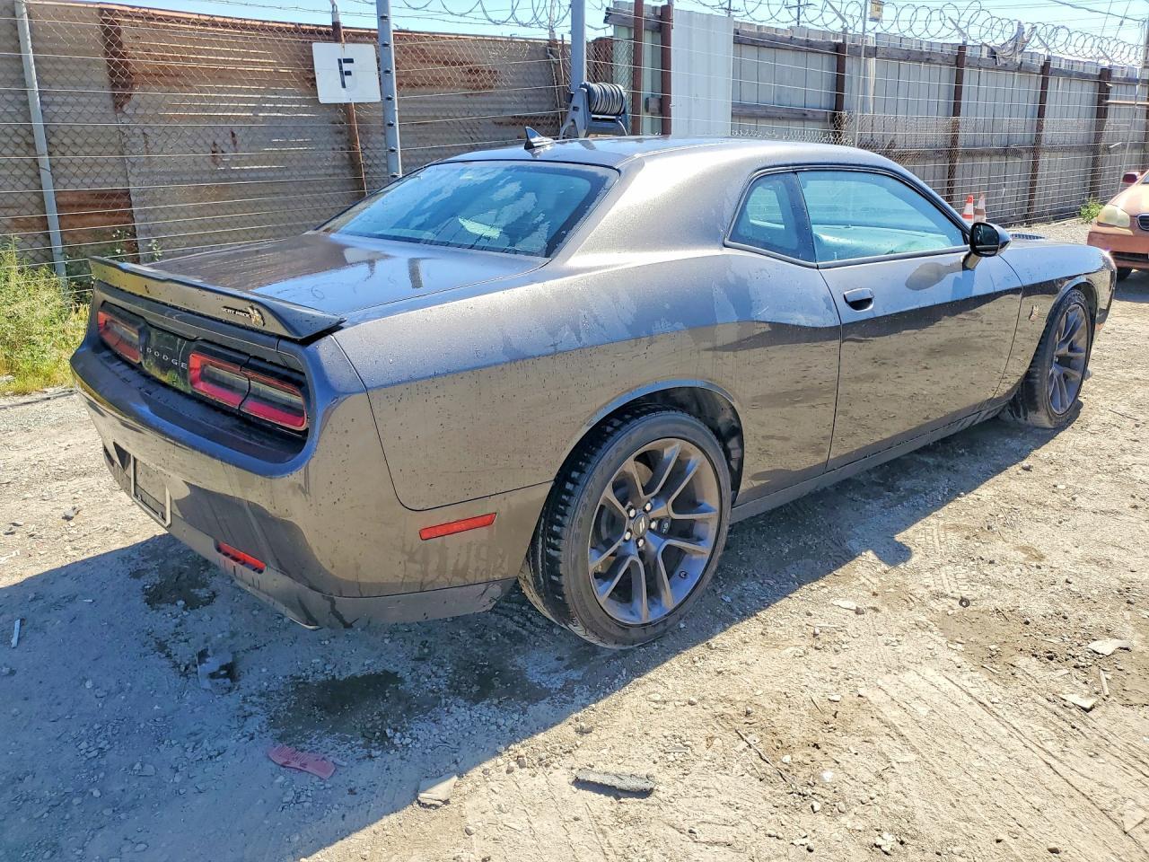 2023 Dodge Challenger R - Image 3