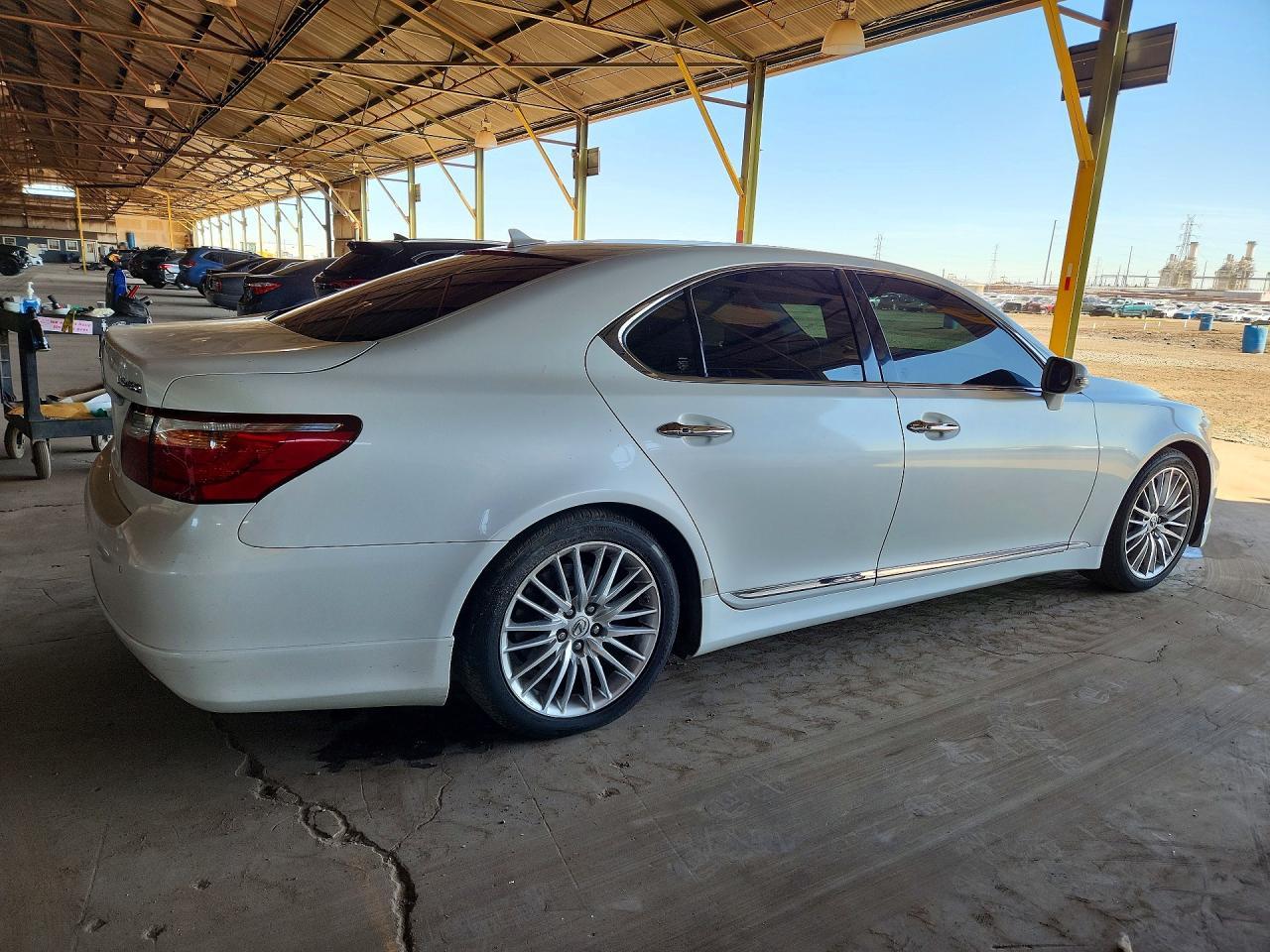 2010 Lexus Ls 460 Base - Image 3