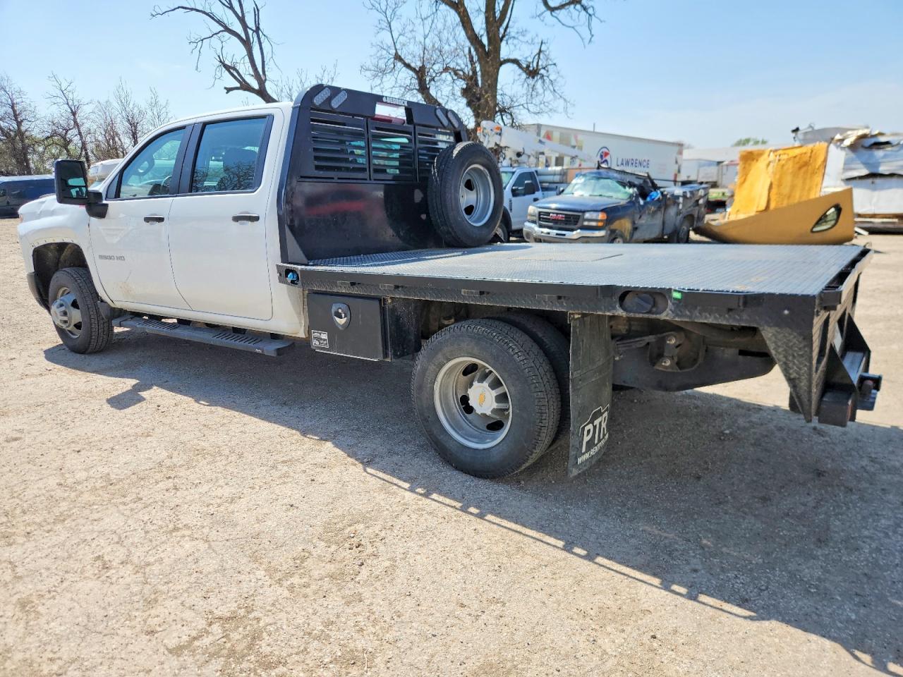 2024 Chevrolet Silverado Hd Flatbed Truck - Фото 3