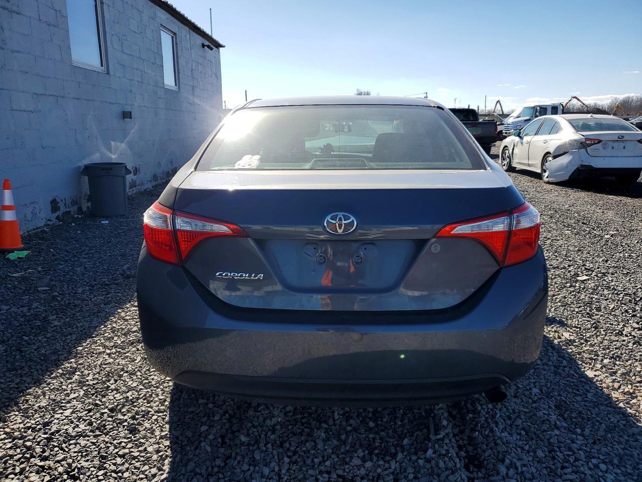 2014 Toyota Corolla L - Фото 6