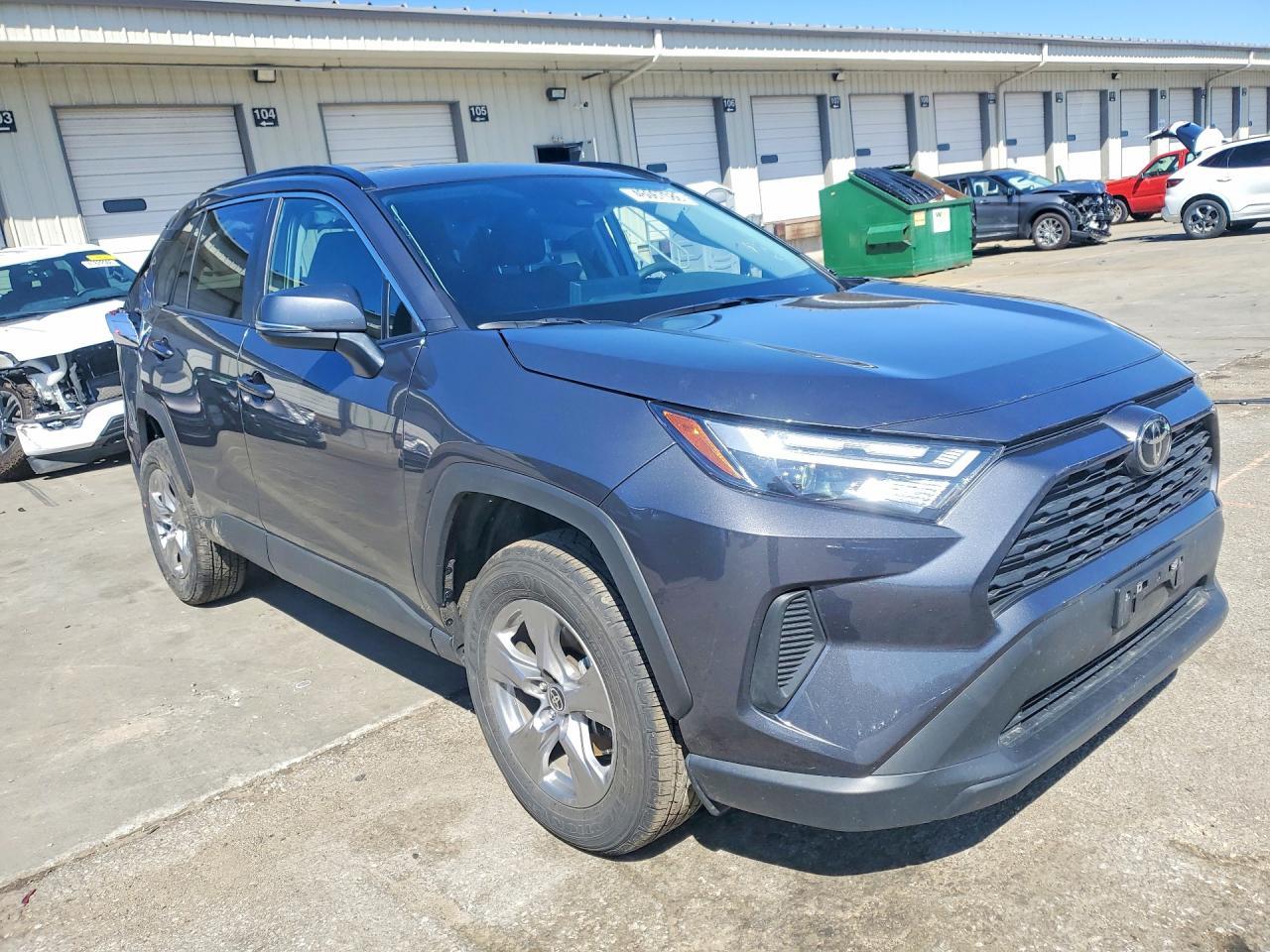 2025 Toyota Rav4 Xle - Image 4