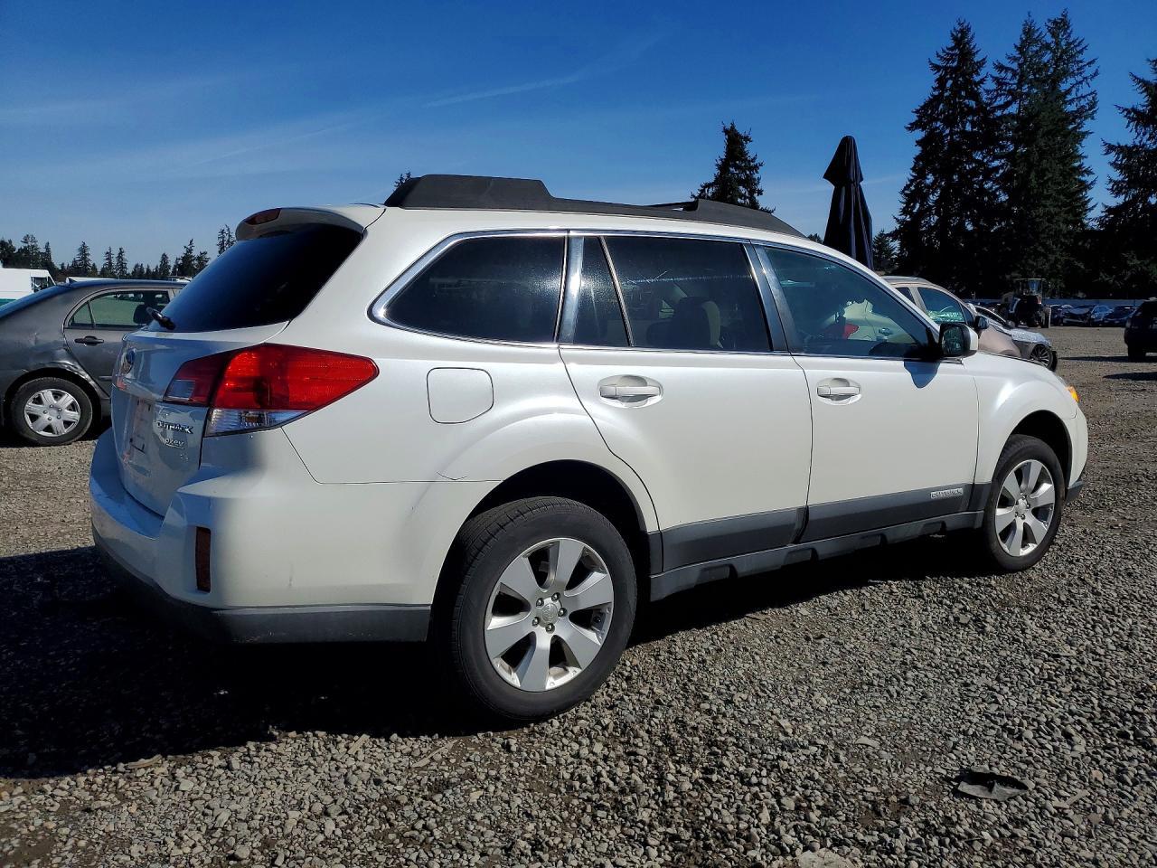 2012 Subaru Outback 2.5I Premium - Фото 3