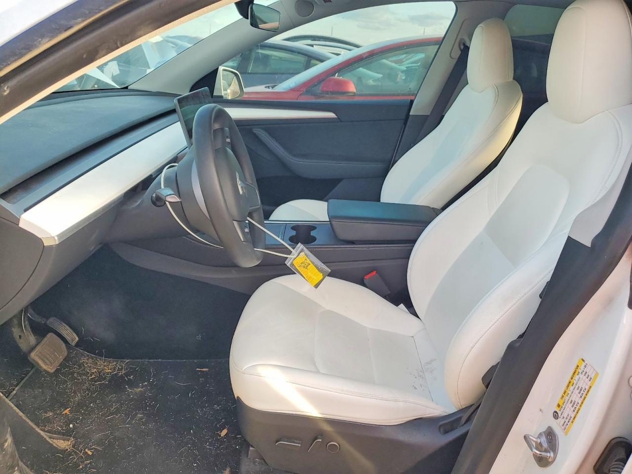 2023 Tesla Model Y - Фото 7