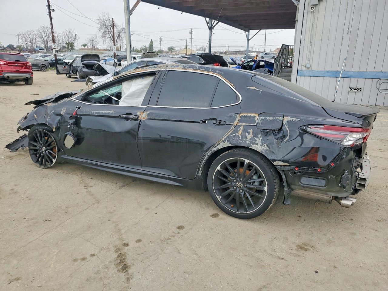 2023 Toyota Camry Xse V6 - Фото 2