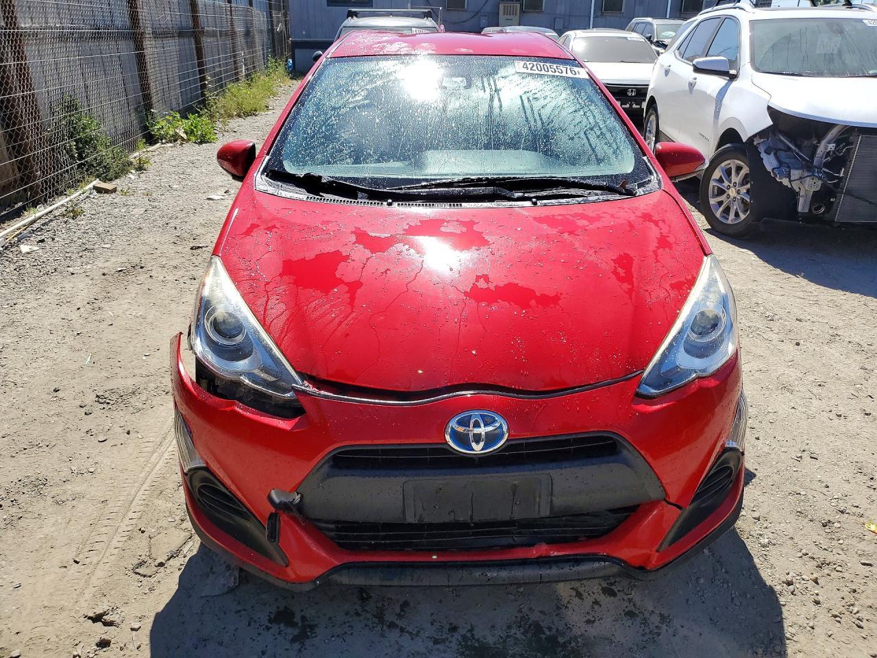 2017 Toyota Prius C Two - Фото 5