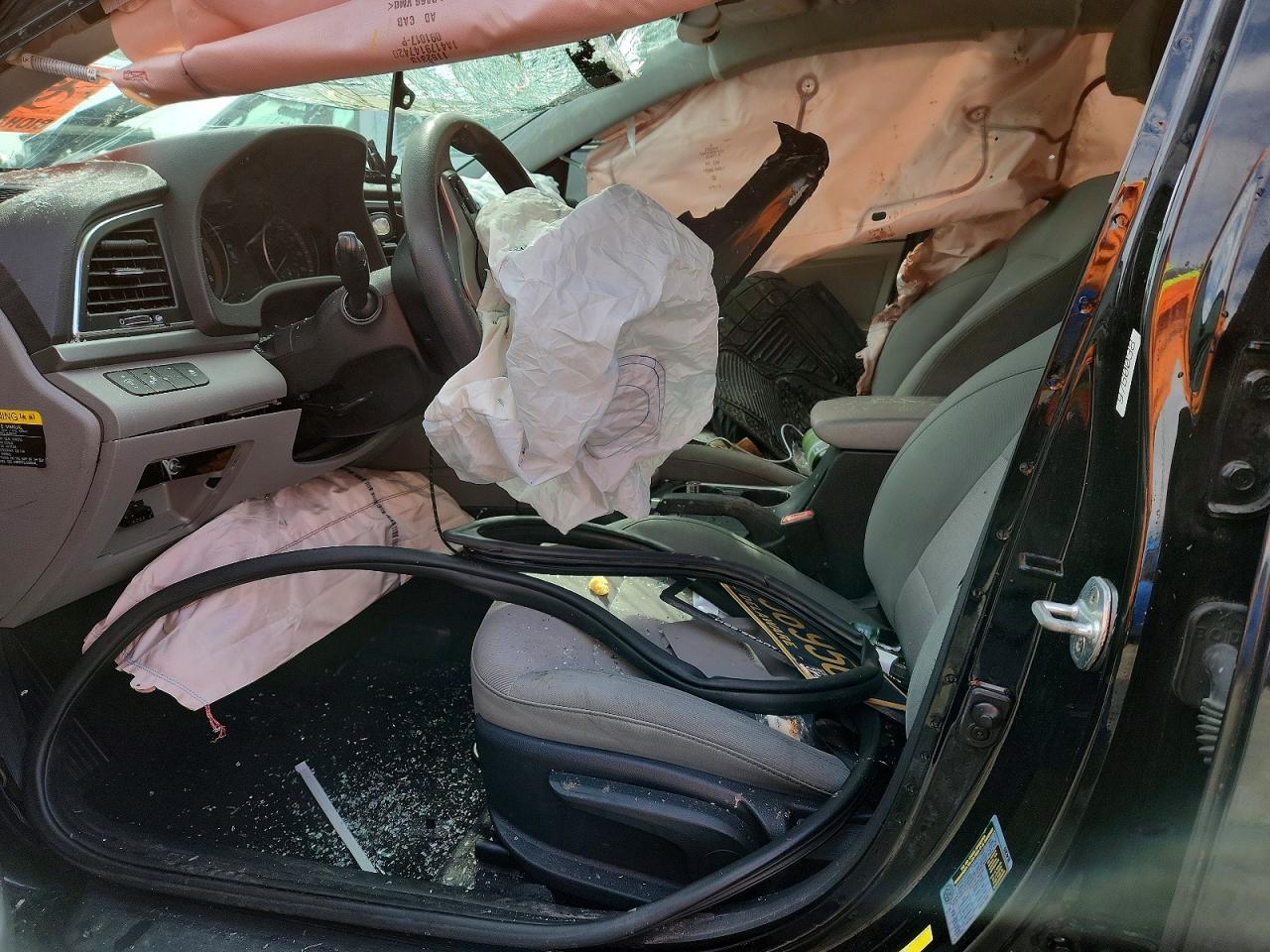 2018 Hyundai Elantra Sel - Фото 7