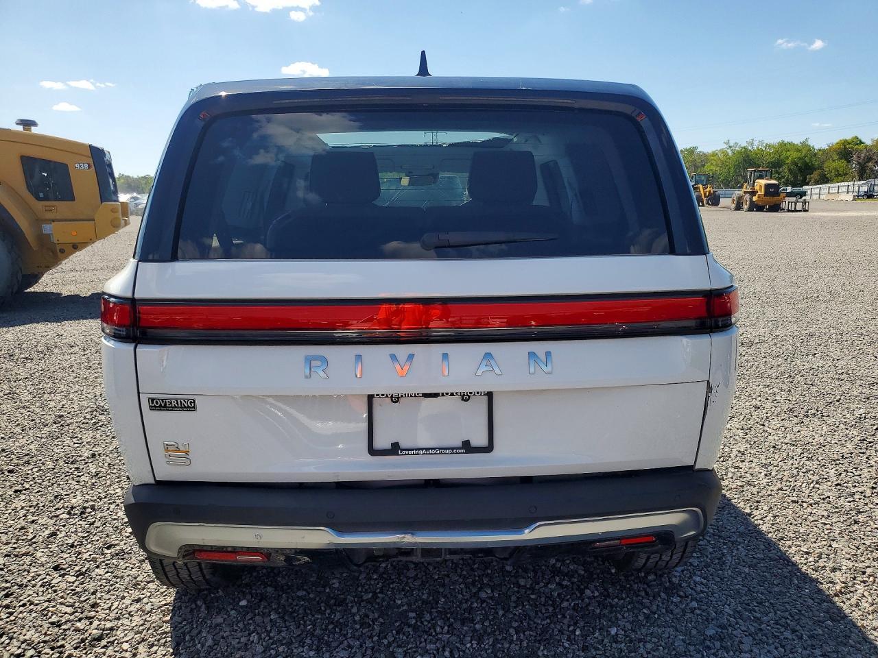 2023 Rivian R1S Adventure - Image 6