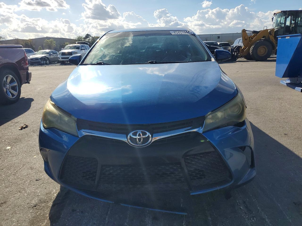 2017 Toyota Camry - Фото 5