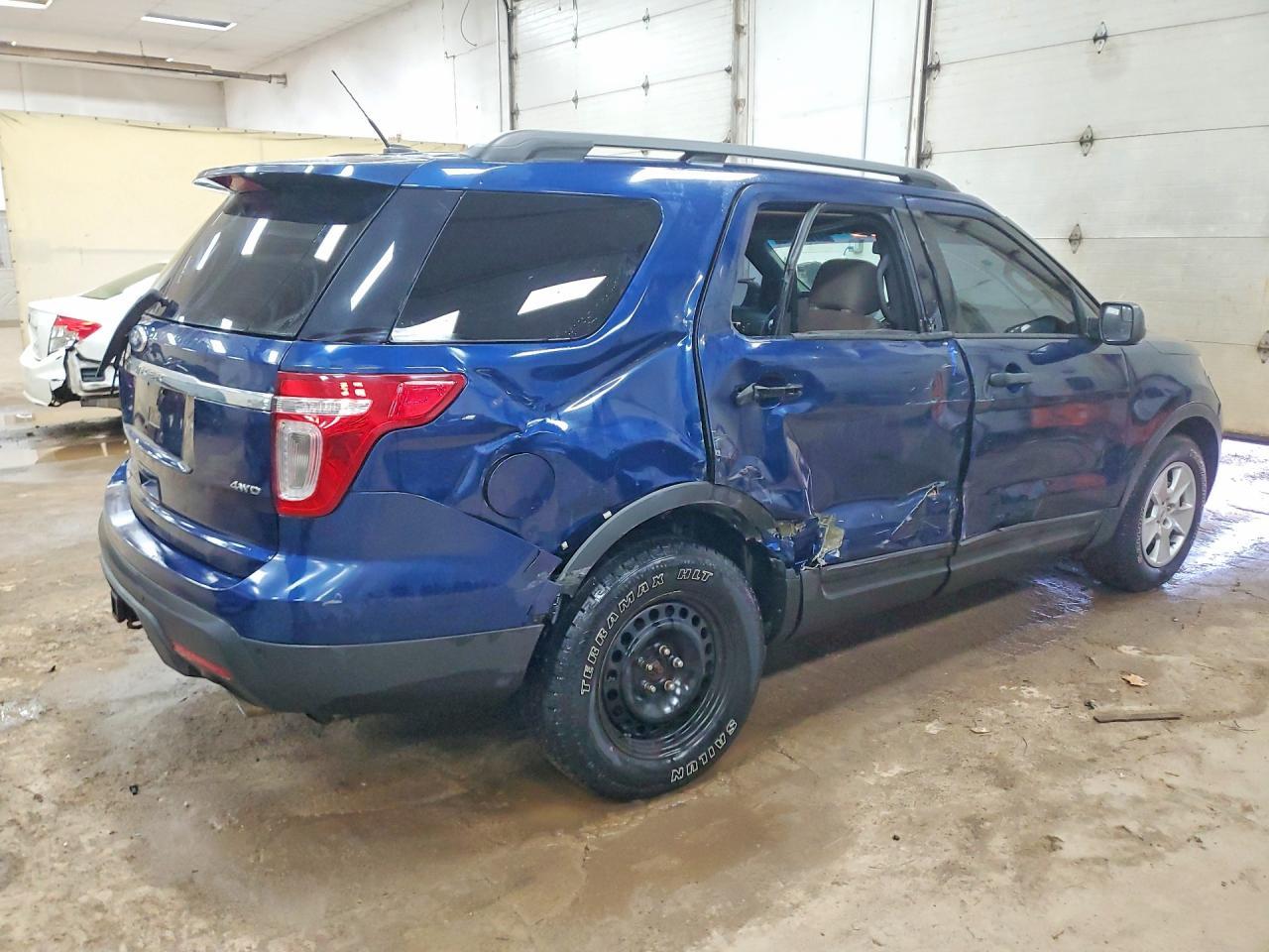 2012 Ford Explorer - Фото 3