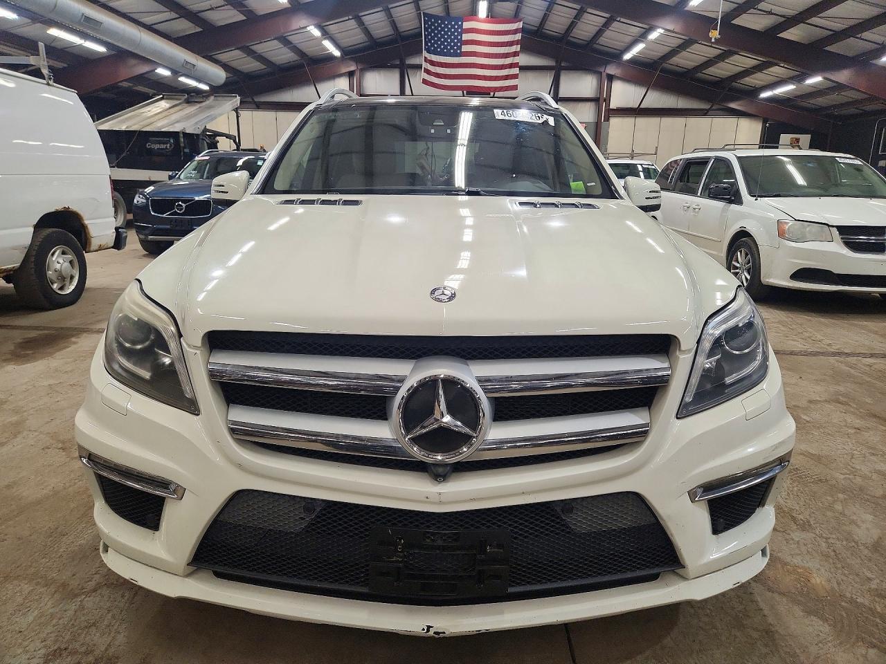 2013 Mercedes-Benz Gl 550 4Matic - Image 5