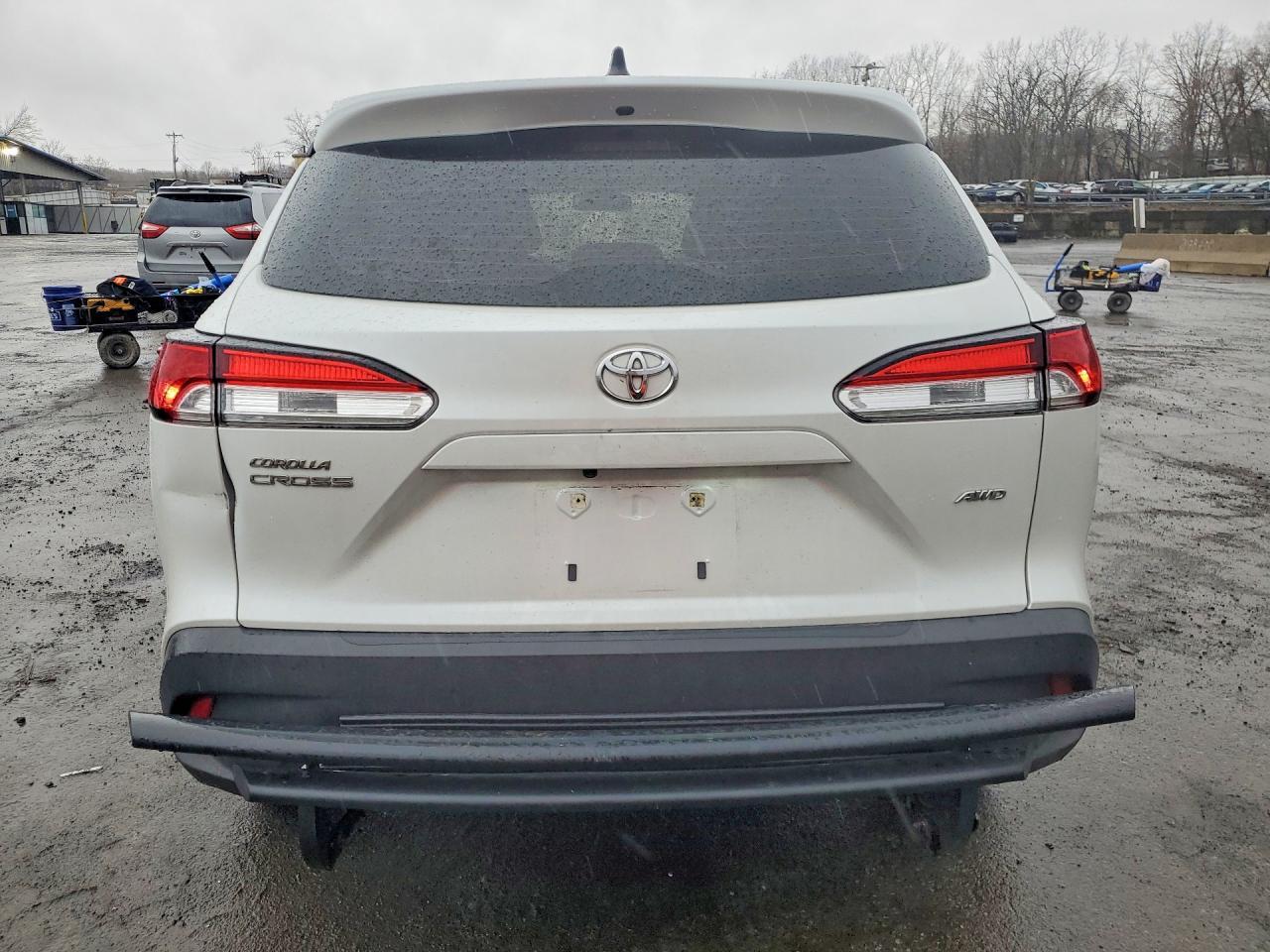 2022 Toyota Corolla Cross L - Фото 6