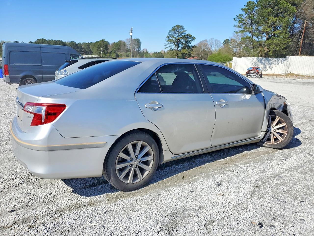 2012 Toyota Camry Xle - Фото 3