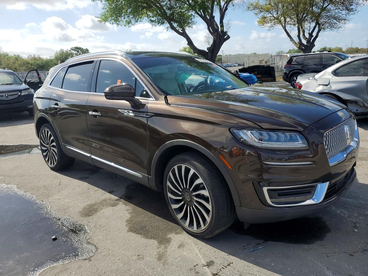 2019 Lincoln Nautilus Black Label - Фото 4