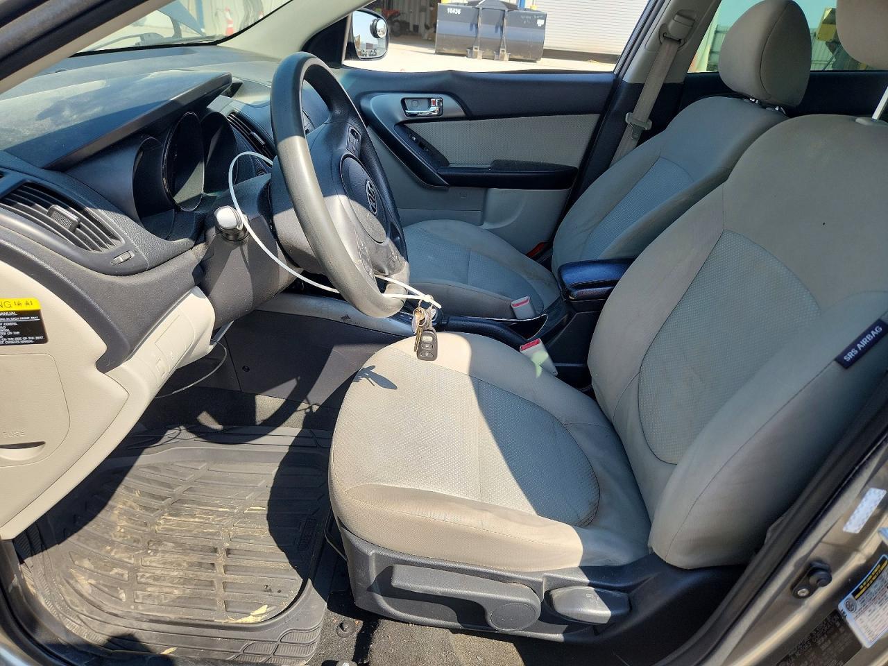 2013 Kia Forte - Фото 7