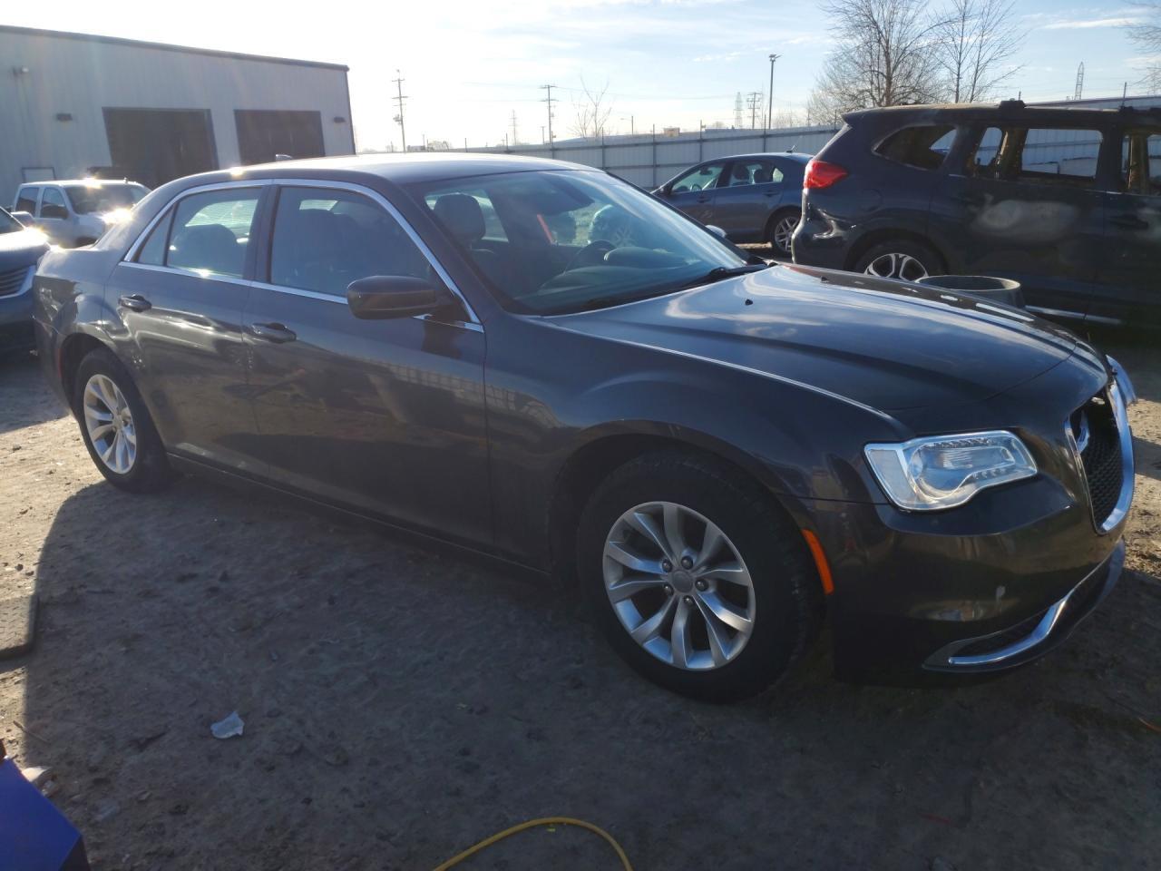 2015 Chrysler 300 Limited - Image 4