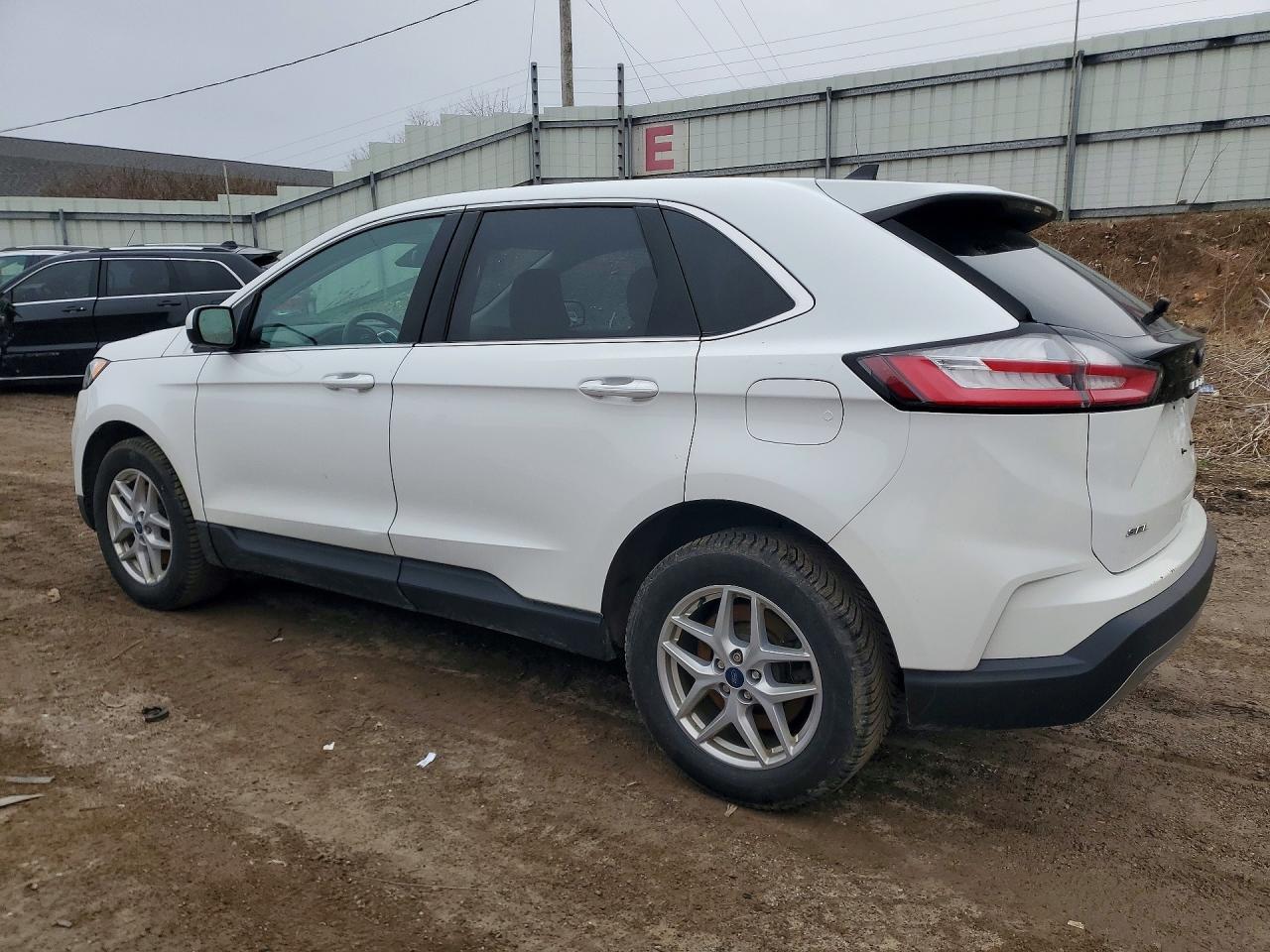 2022 Ford Edge Sel Awd - Фото 2