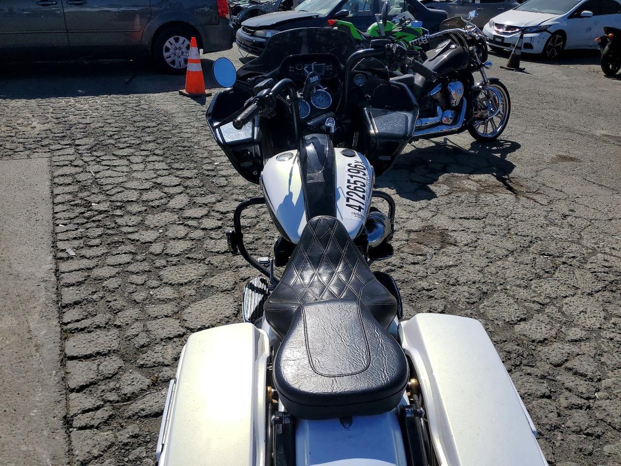 2012 Harley-Davidson Fltrxse Cvo Road Glide Custom - Фото 6