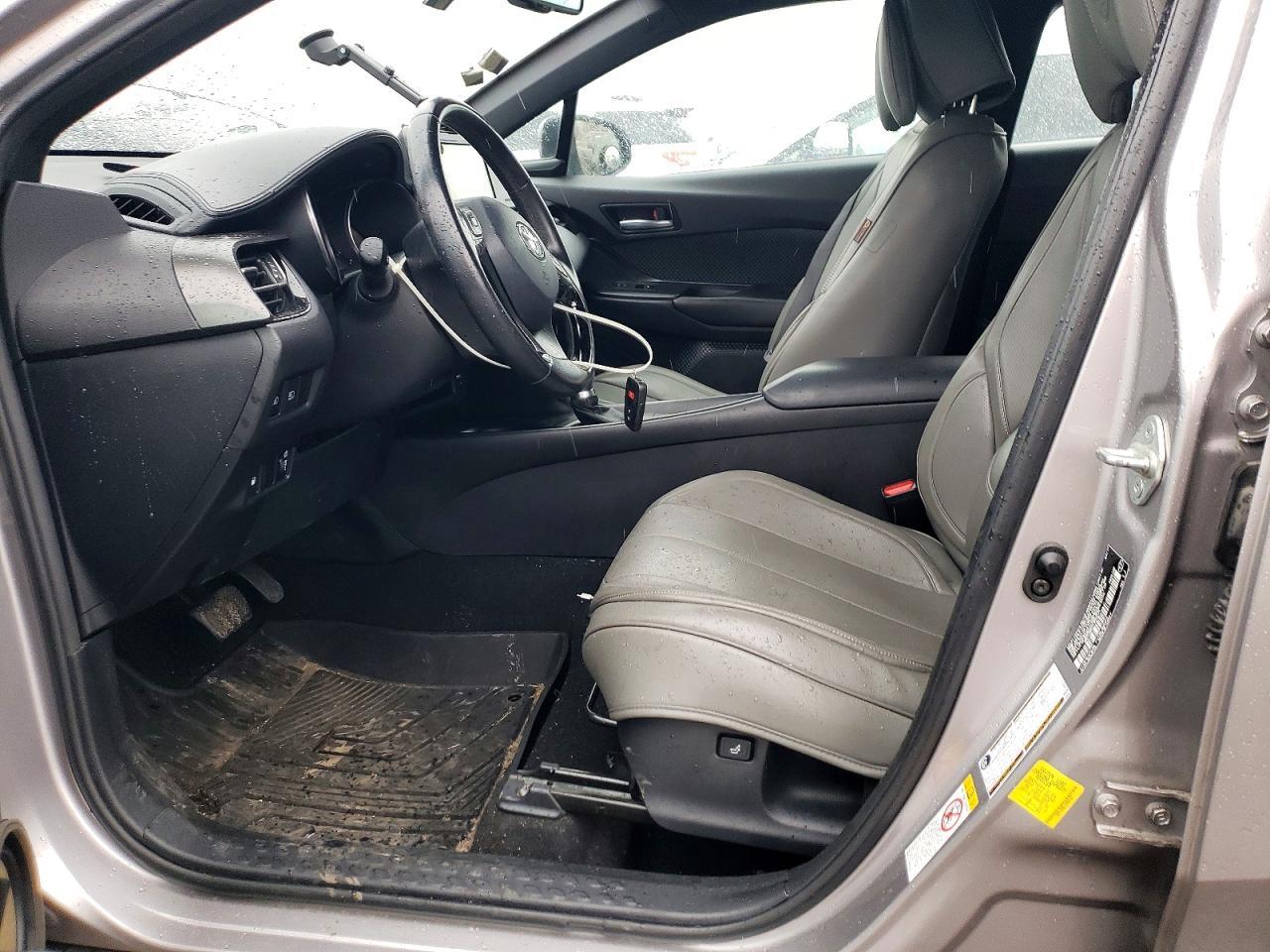 2018 Toyota C-Hr Xle Premium - Фото 7