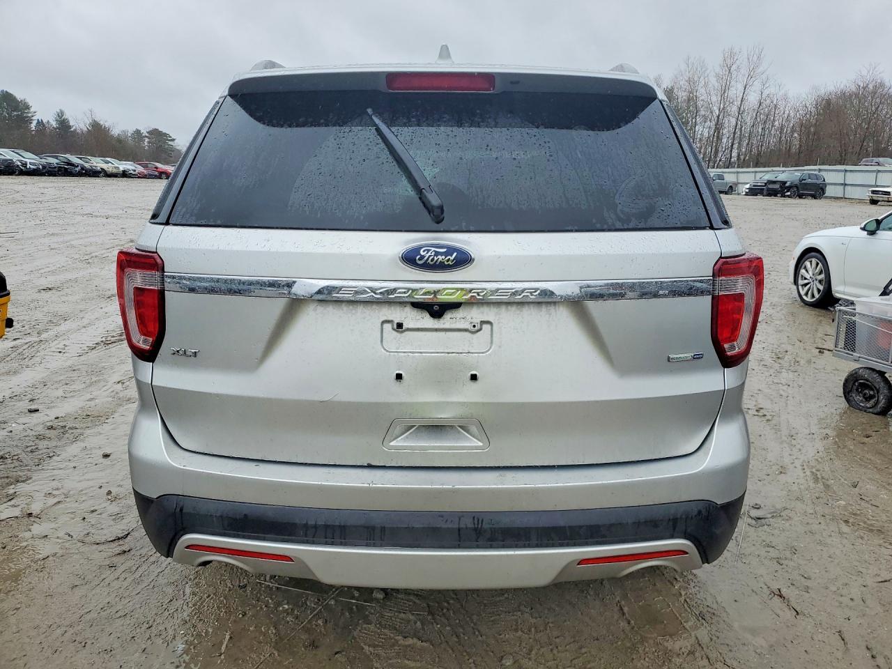 2017 Ford Explorer Xlt - Фото 6