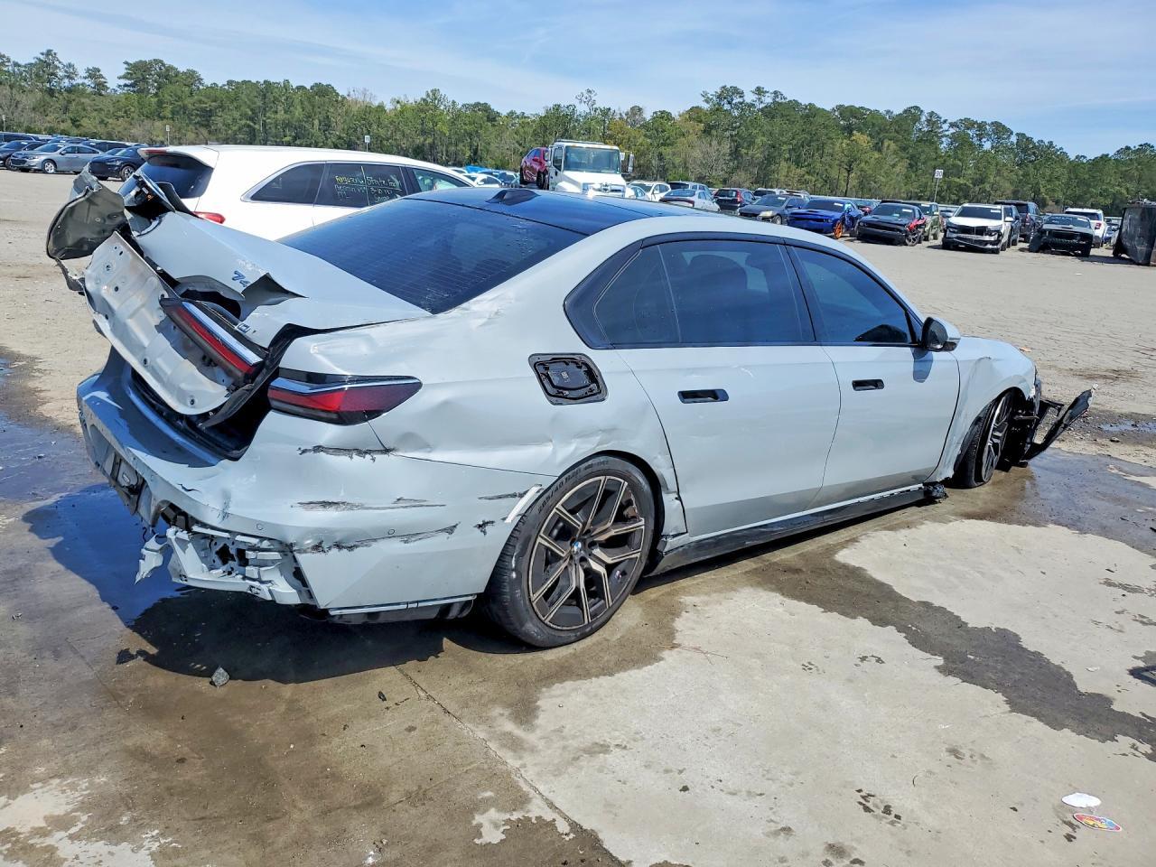 2023 BMW 740 I - Фото 3