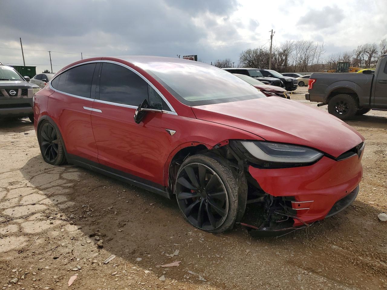 2020 Tesla Model X - Фото 4