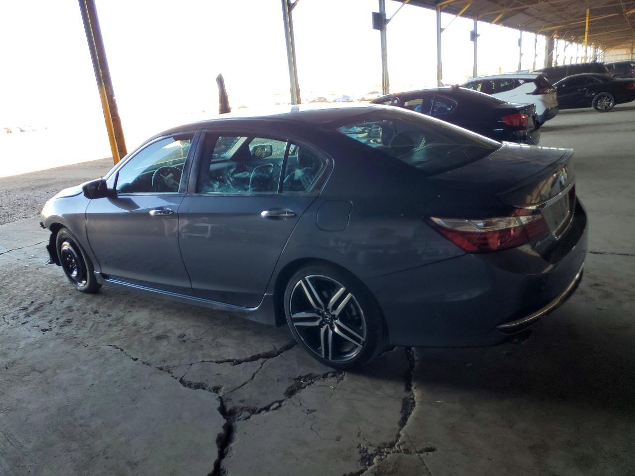 2017 Honda Accord Sport - Фото 2