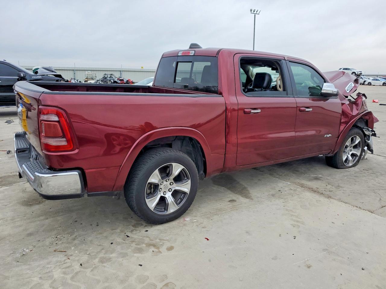 2020 Ram 1500 Laramie - Фото 3