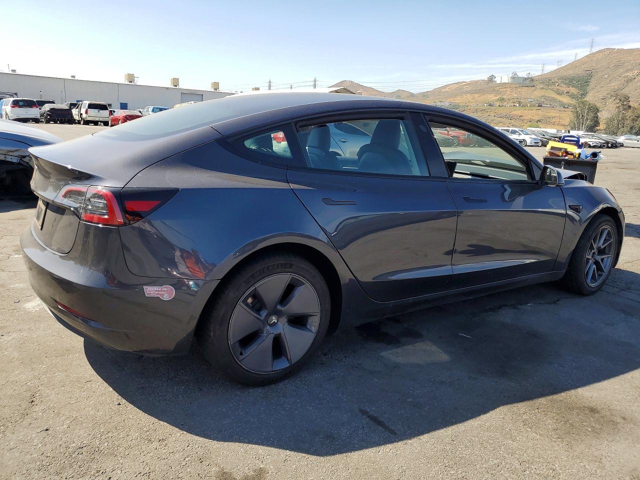2023 Tesla Model 3 - Image 3