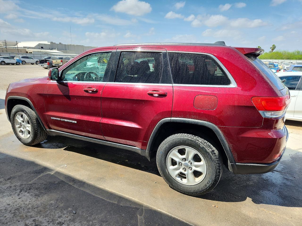 2016 Jeep Grand Cherokee Laredo - Image 2