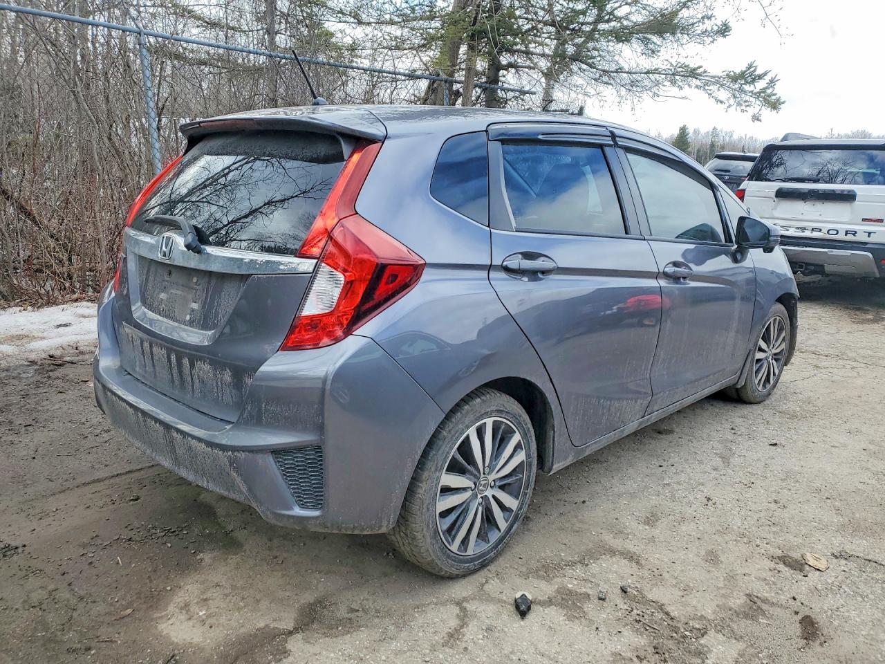 2015 Honda Fit Ex - Image 3