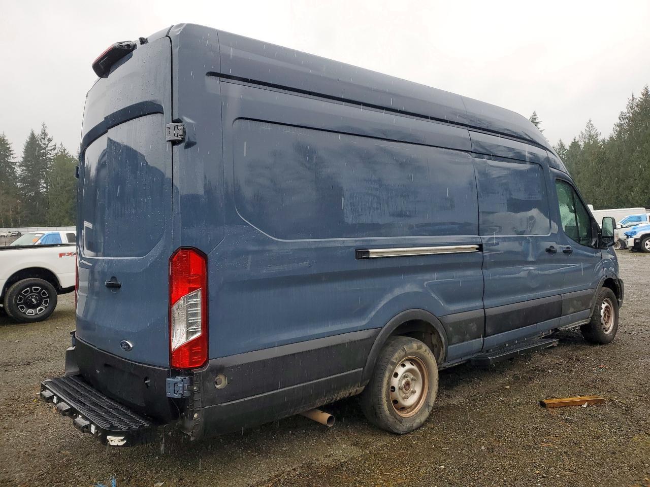 2020 Ford Transit 250 Delivery Van - Фото 3