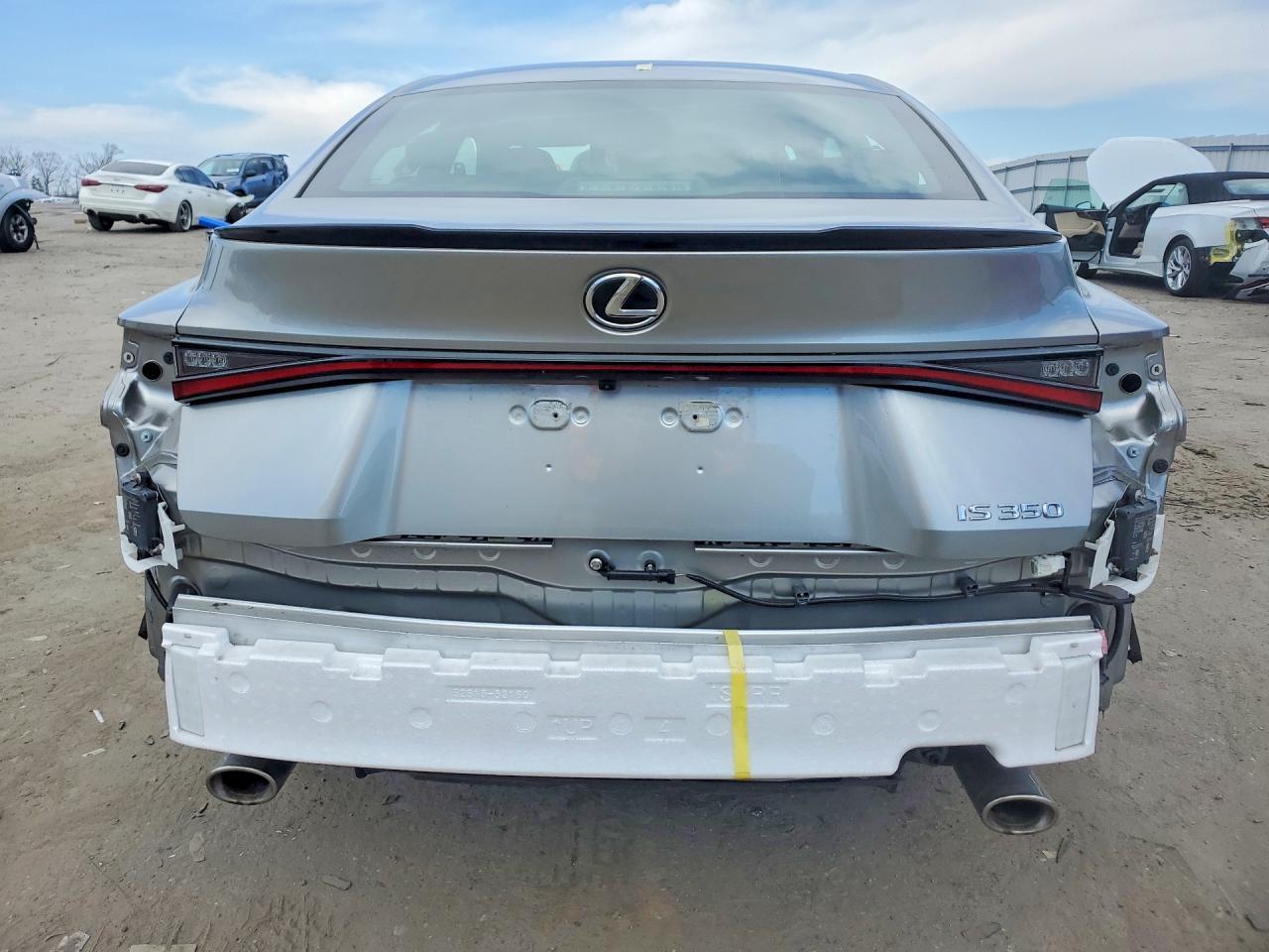 2023 Lexus Is 350 F Sport - Image 6