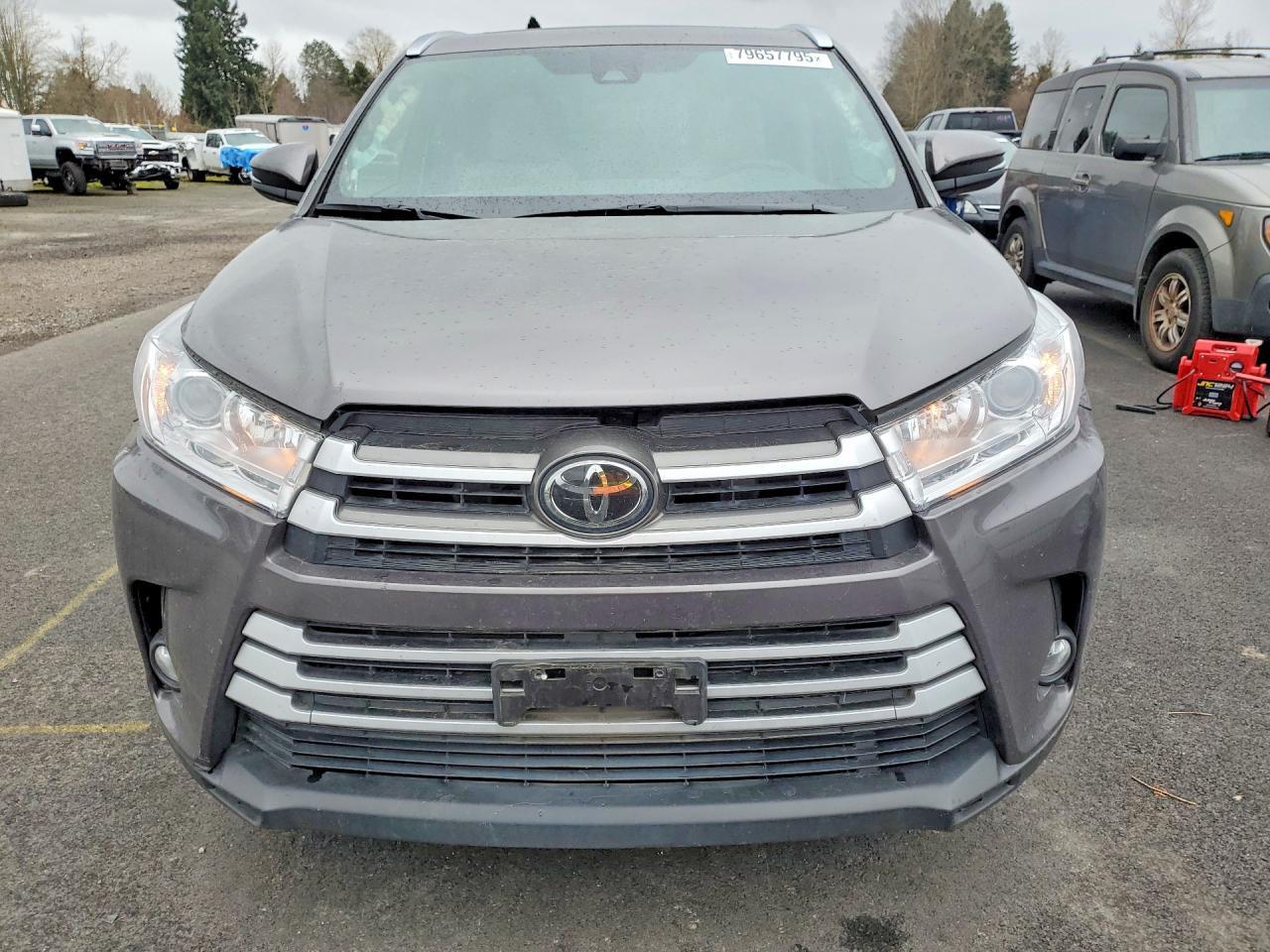 2017 Toyota Highlander Xle - Image 5