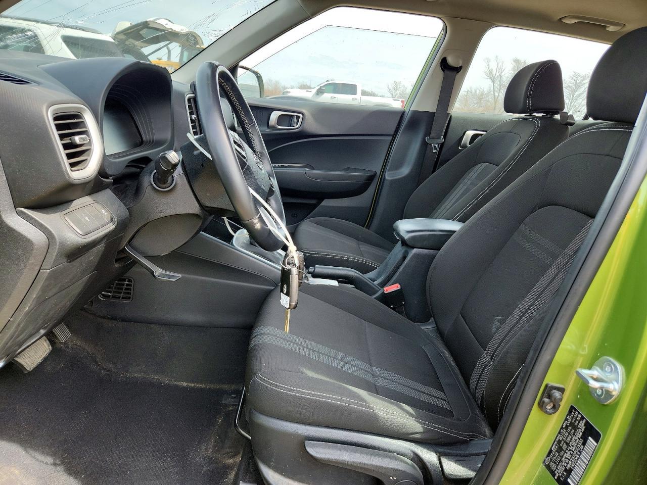2023 Hyundai Venue Sel - Image 7