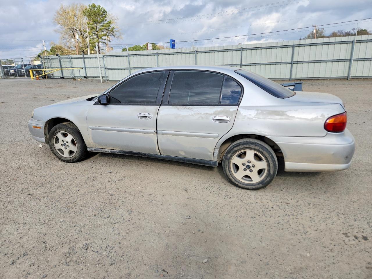 2003 Chevrolet Malibu - Фото 2
