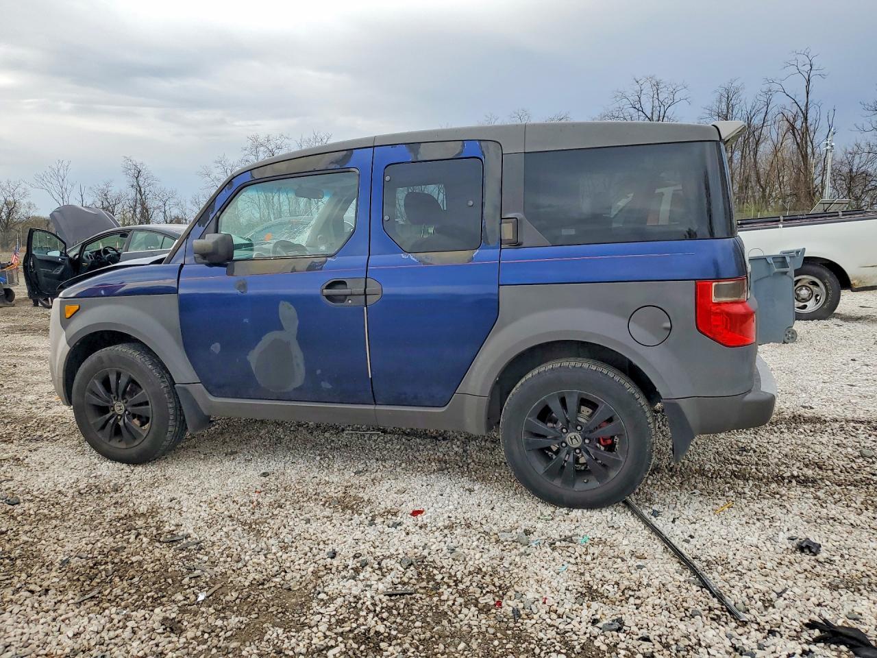 2003 Honda Element Ex - Image 2