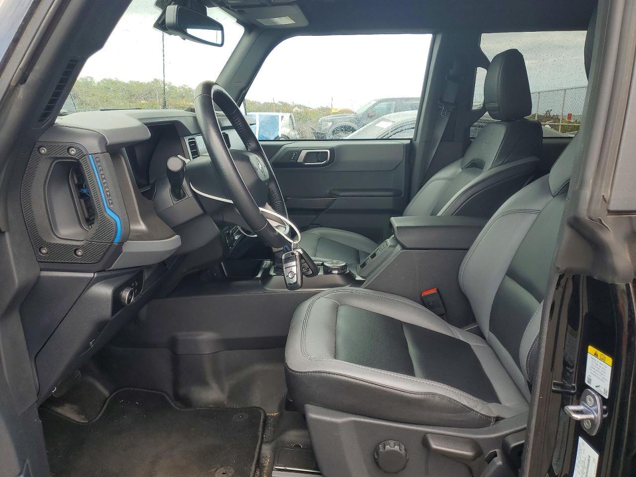 2024 Ford Bronco Black Diamond - Фото 7